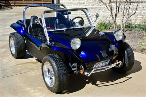 Dunne buggy - This chassis can be used with any number of body styles, but there's no looking at the electric ID Buggy and not wanting to drivethis one. Tipping the scales at approximately 3,300 pounds, this ...
